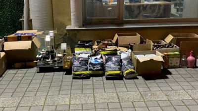 TEKEL bayi gibi eve baskın