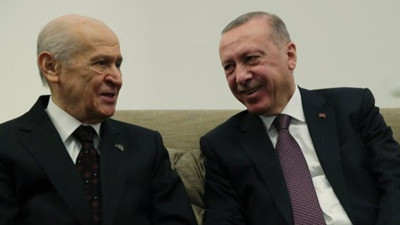 Özer Sencar’a göre AKP ve MHP'nin seçim yasası teklifi ‘bir taşla üç kuş’