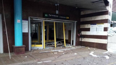 Kiev'de peş peşe şiddetli patlamalar