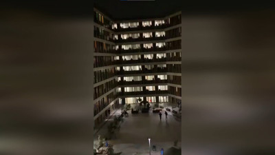 KYK yurdunda öğrencilerden gece eylemi! Kötü yemeği ve sık sık kesilen suları protesto ettiler