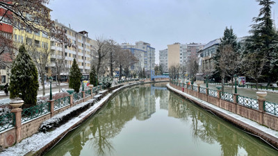 Eskişehir güne beyaz örtüyle uyandı