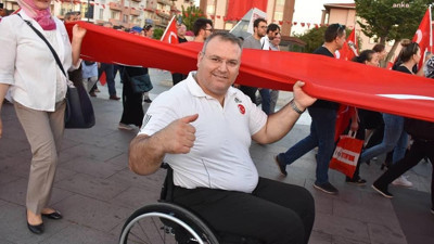 Milli sporcunun tekerlekli sandalyesi çalındı