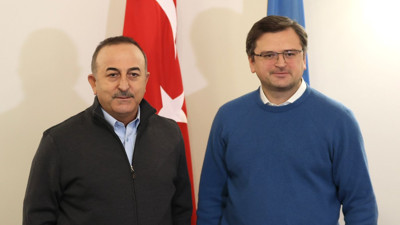 Bakan Çavuşoğlu, Ukrayna’da