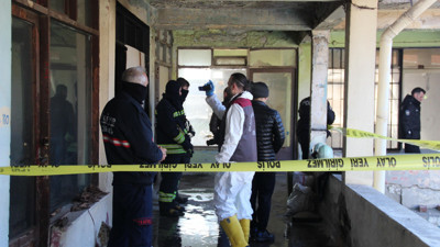 Yangın çıkan metruk depoda ceset bulundu