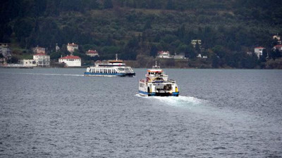 Bozcaada ve Gökçeada'ya feribot seferlerine hava engeli