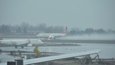 Sabiha Gökçen Havalimanı'na inemeyen uçaklar başka havalimanına yönlendirildi