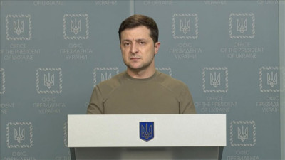 Zelenskiy'den Rus anne ve babalara çağrı