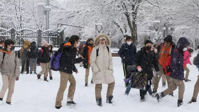 Valilik duyurdu! Kar yağışı nedeniyle okullar tatil edildi