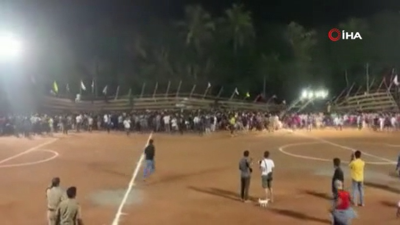 Hindistan'da bir futbol maçında tribün çöktü. Yüzlerce kişi yaralandı. Kameralar saniye saniye kaydetti