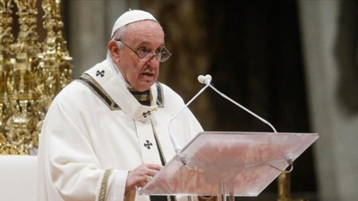 Vatikan’dan reform: Papa yeni anayasayı tanıttı