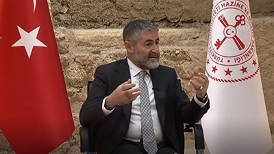 Bakan Nebati fena yakalandı. Türk lirası dip yapmış daha ineceği yer yok. Damat Berat’da böyle konuşmuştu