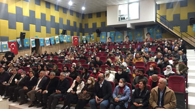 Adana'da İYİ Parti'ye toplu katılım