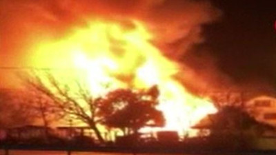 Restoran alevlere teslim oldu