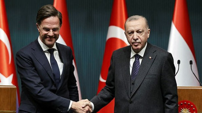 Hollanda basını Erdoğan'ı yere göğe koyamadı. 10 yıldır kavgalıydılar. Ne isteyecekler acaba