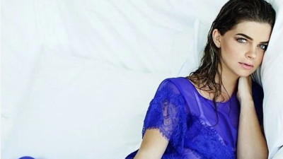 Pelin Karahan'ın, yeni imajı hayranlarından tam not aldı