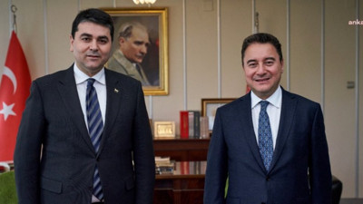 Ali Babacan'dan DP lideri Gültekin Uysal'a ziyaret