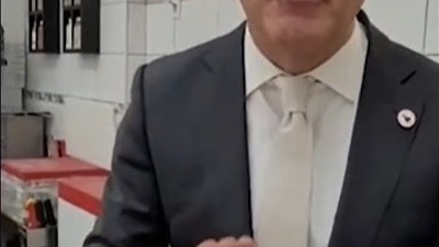 Mustafa Sarıgül çok sinirlendi. Bu defa da kırmızı eti tokat manyağı yaptı