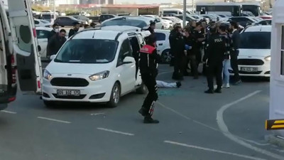 Küçükçekmece adliyesi önünde silahlı çatışma: 3 ölü, 4 yaralı