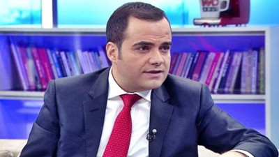 Ekonomist Özgür Demirtaş bu sefer rüya yorumladı. Takipçisi verdiği haberle havalara uçtu