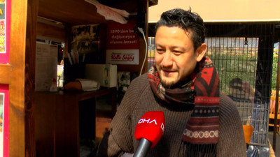 10 yıl önce Türkiye’ye geldiğinde tattı... Japon Yuji şimdi Kadıköy'de kendi tezgahında satıyor