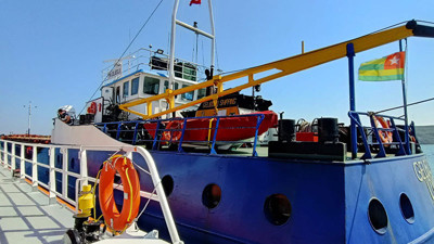 Çanakkale Boğazı'nda yük gemisi karaya oturdu