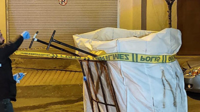 Muşta ve bıçaklı saldırı canını aldı