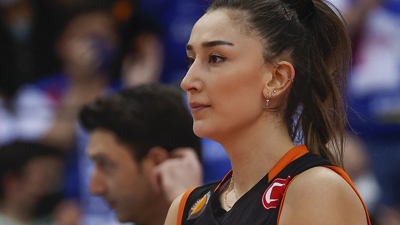 Kanadalı süperstar Hande Baladın'a şarkı yazdı