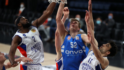 Crawford, Anadolu Efes'i yıktı!