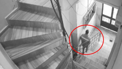 Kuryeden iğrenç hareket!