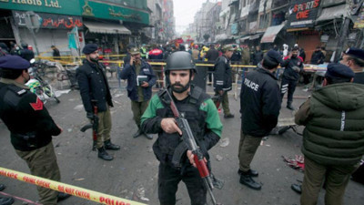 3 kız öğrenci medrese öğretmenini öldürdü