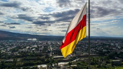 Güney Osetya'da Rusya'ya katılmak için referandum hazırlığı