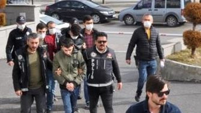 Zehir tacirleri cezaevinde