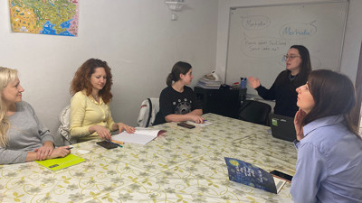 Ukraynalı doktora öğrencisi, vatandaşlarına Türkçe öğretiyor