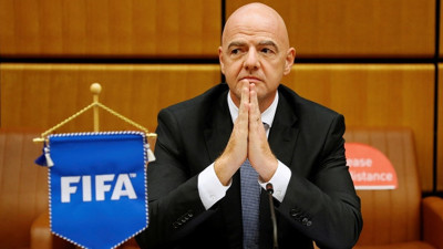 Infantino FIFA'daki koltuğunu bırakmıyor. Yeniden aday olacak