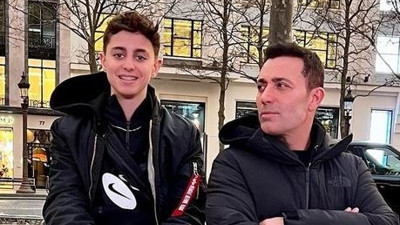 Mustafa Sandal'dan 14 yıl arayla 2 fotoğraf