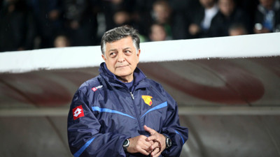 Yılmaz Vural'ın Sakaryaspor'la neden anlaşamadığı ortaya çıktı. 6 maç için 5 milyon istemiş