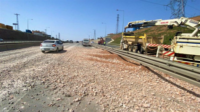 D-100 Karayolu taşlarla doldu