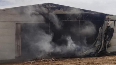 Kıvılcım fabrika yaktı