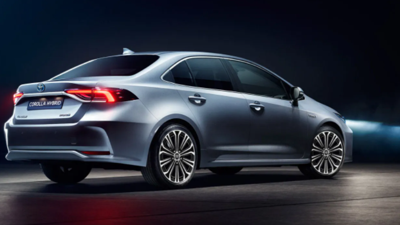 Toyota'lardaki indirim çabuk söndü! Yeniden zam yaptılar