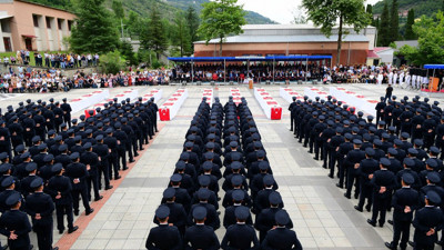 CHP'li Murat Bakan açıkladı. 3 bin polise neden soruşturma açıldı?