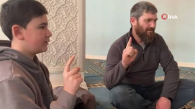 Ukraynalı baba ve oğul savaşın ortasında Müslüman oldu