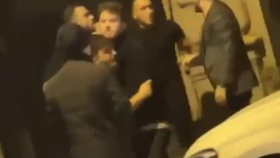 Sosyal medya fenomenleri partide birbirine girdi. Masa,yumruk ve şişeler havada uçuştu