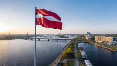 Letonya ülkedeki Rus konsolosluklarını kapatıyor