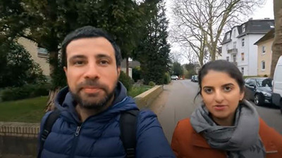 Almanya ile Türkiye'nin enflasyonunu kıyaslayanlar iyi izlesin! Türk çift 3 yıl önce 50 Euro'ya neler satın aldı şimdi neler alabiliyor