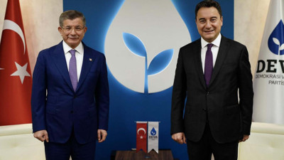 AKP'den Davutoğlu ve Babacan'a tehdit gibi sözler!