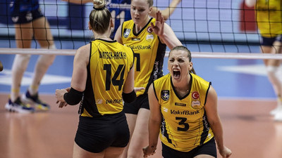 CEV Şampiyonlar Ligi'nde Fenerbahçe'yi eleyen VakıfBank finale yükseldi