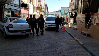 Tekirdağ'da husumetlisini vurup polise teslim oldu