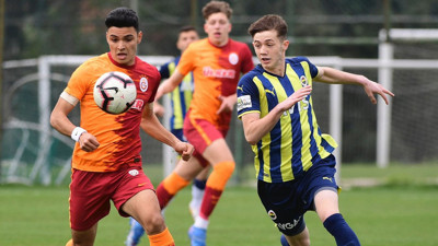 İlk derbinin galibi Fenerbahçe: Galatasaray'ı yendi