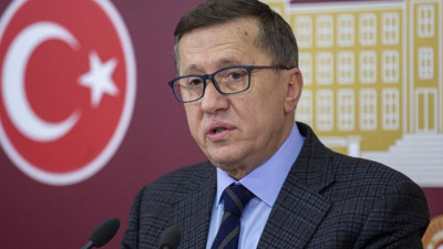 İYİ Parti'den Milli Savunma Bakanı Hulusi Akar’a 'Katar' sorusu