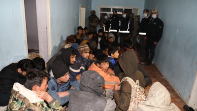 Van'da 50 göçmen yakalandı